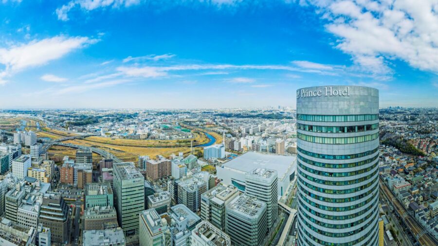 Shin-Yokohama Prince Hotel, real photo