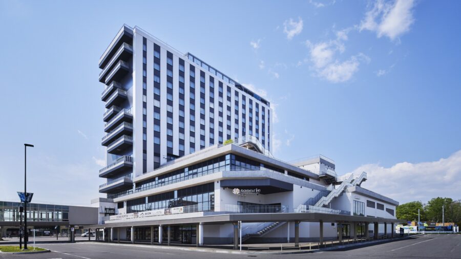 Escon Field HOKKAIDO Hotel Kitahiroshima Ekimae, real photo